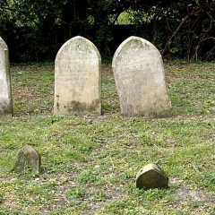 ALBOROUGH graves